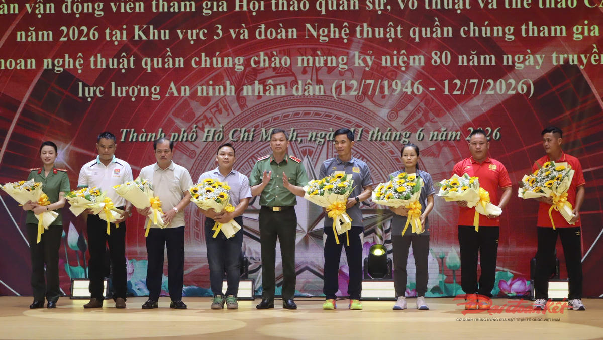 Công an TP Hồ Chí Minh xuất quân các đoàn tham gia hội thao võ thuật, văn hóa, thể thao năm 2026