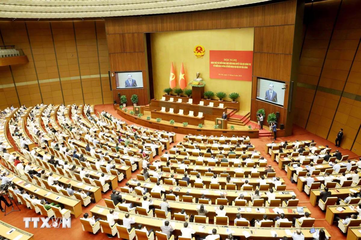 ttxvn-hoi-nghi-quan-triet-nghi-quyet-cua-bo-chinh-tri-ve-duong-loi-doi-ngoai-dai-hoi-xiv-cua-dang-1106-13.jpg