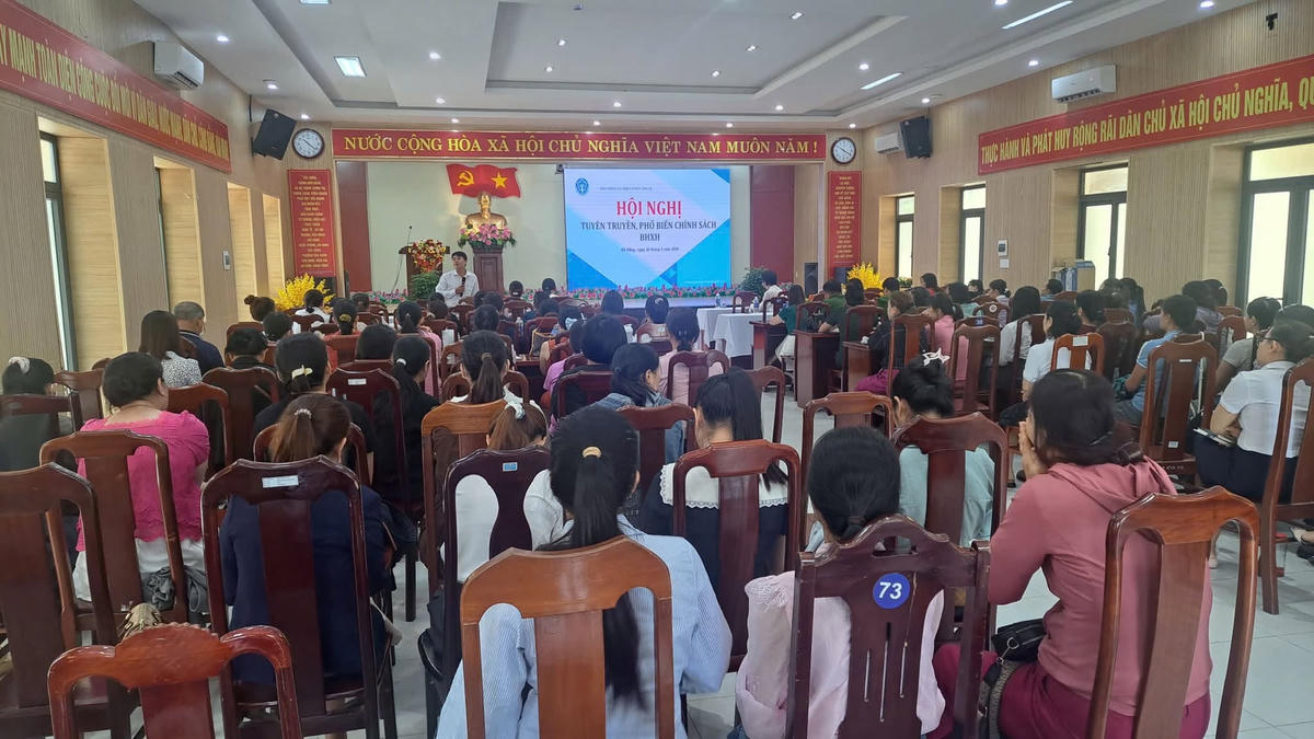 BHXH cơ sở Cẩm Lệ đồng hành cùng cơ sở kinh doanh dịch vụ trong thực hiện chính sách an sinh