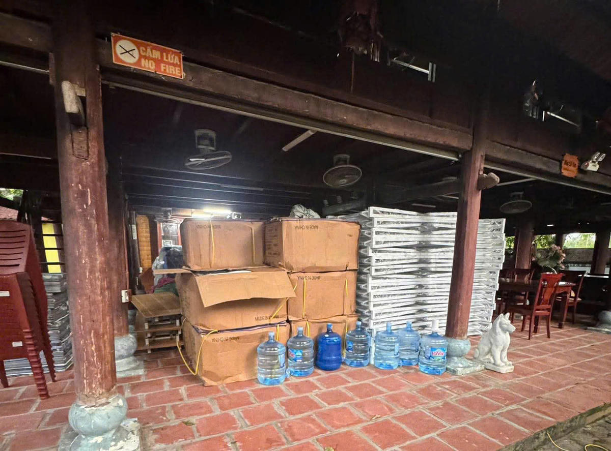 Tại các địa điểm thuê, các đối tượng đã chuẩn bị cơ sở vật chất để xây dựng một trung tâm hoạt động lừa đảo trực tuyến. Ảnh: Công an tỉnh Phú Thọ.