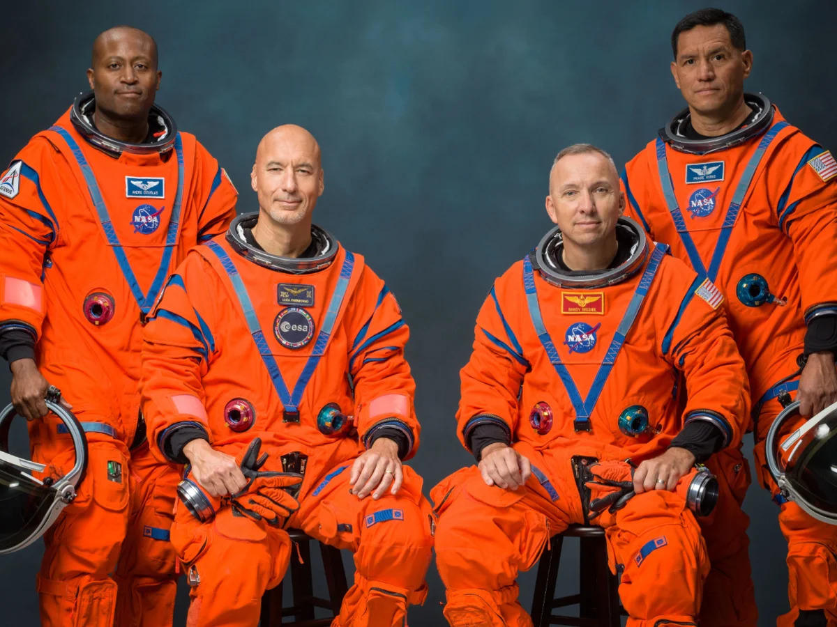 NASA tiến gần ngày trở lại Mặt trăng
