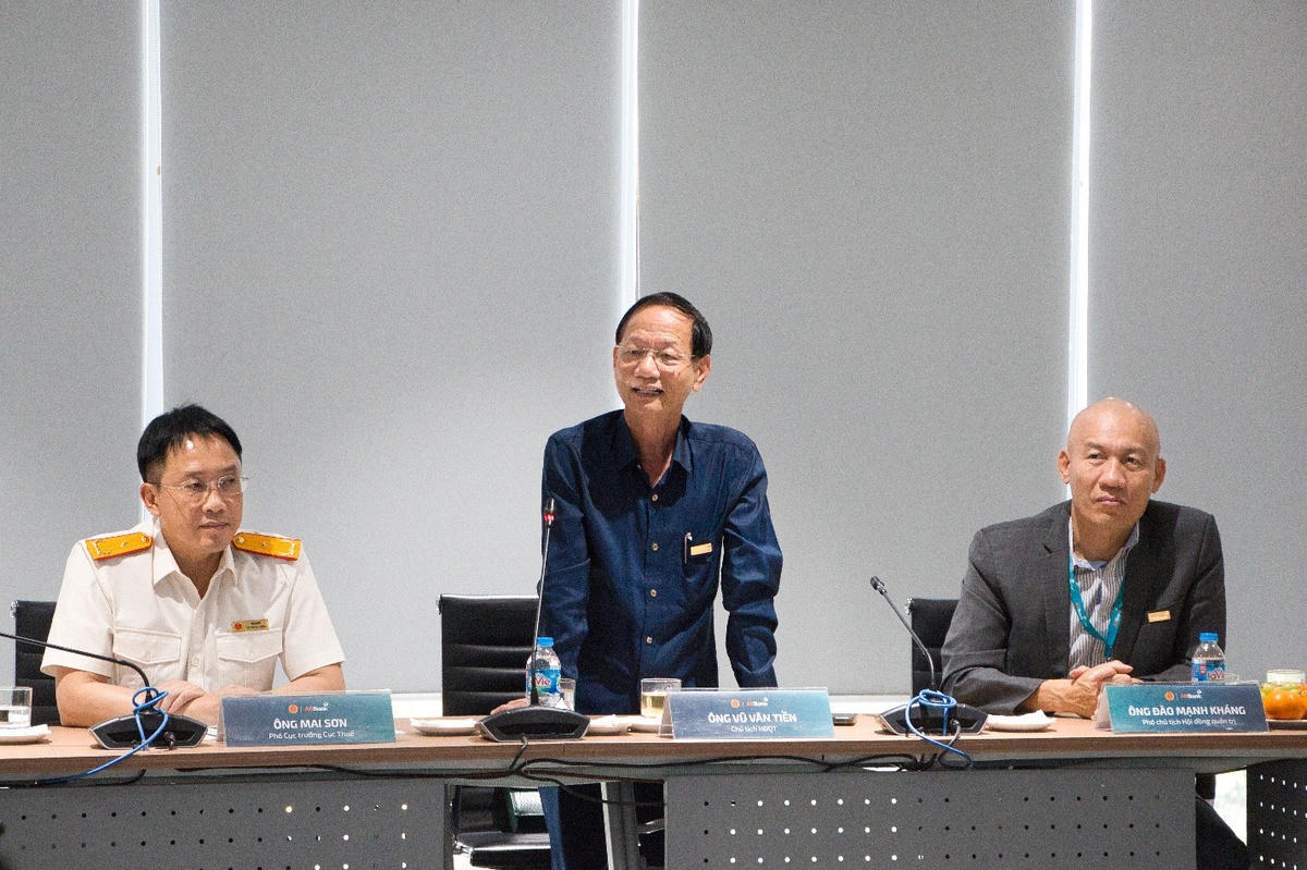 Tại sự kiện, Chủ tịch Vũ Văn Tiền bày tỏ vinh dự khi được đồng hành cùng ngành Thuế trong quá trình hiện đại hóa công tác quản lý và hỗ trợ người nộp thuế