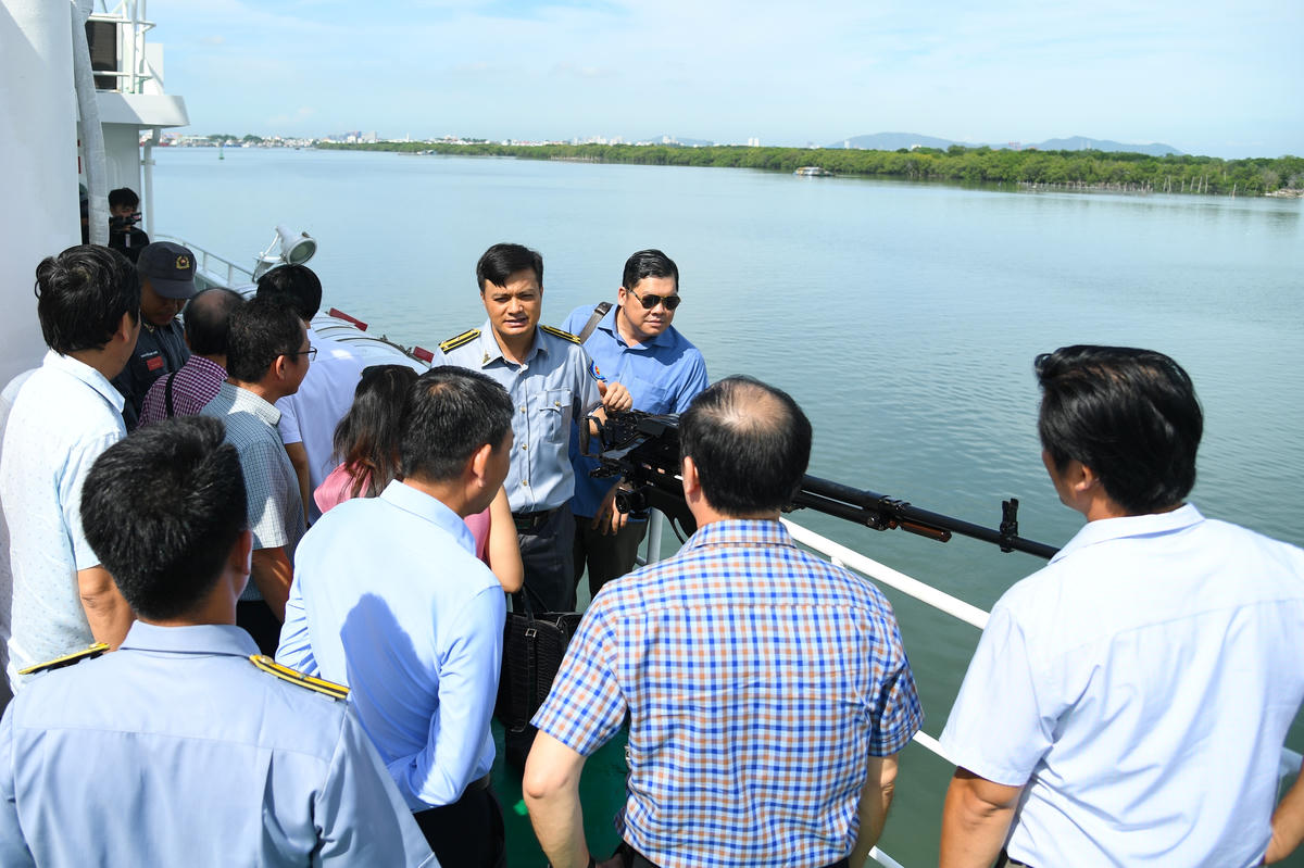 Những người lính giữ biển phía Nam: Điểm tựa nơi 'đầu sóng, ngọn gió'
