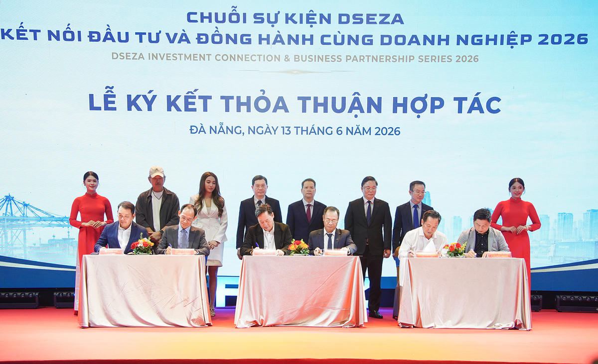 Đà Nẵng: Trao chấp thuận chủ trương, giấy chứng nhận đầu tư 3 khu thương mại tự do