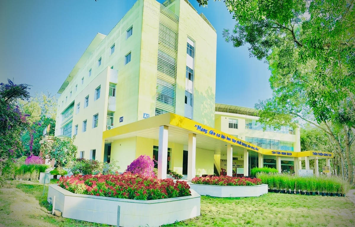 Đại học Trà Vinh: Hành trình chinh phục các tiêu chuẩn kiểm định khắt khe và xếp hạng quốc tế