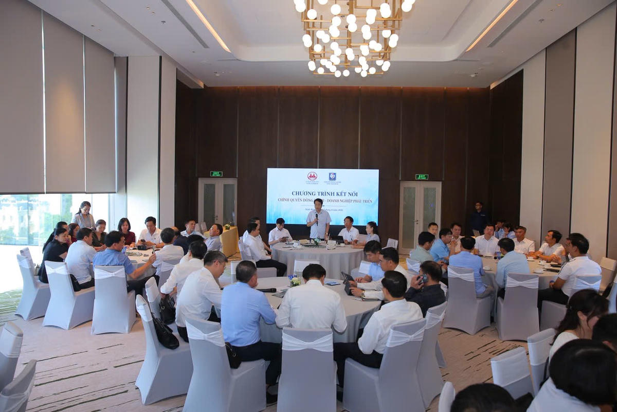 Tỉnh Ninh Bình lần đầu tiên tổ chức chương trình kết nối 'Chính quyền đồng hành - doanh nghiệp phát triển'. Ảnh: Đình Minh