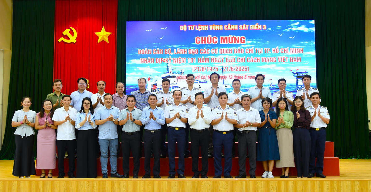 Những người lính giữ biển phía Nam: Điểm tựa nơi 'đầu sóng, ngọn gió'
