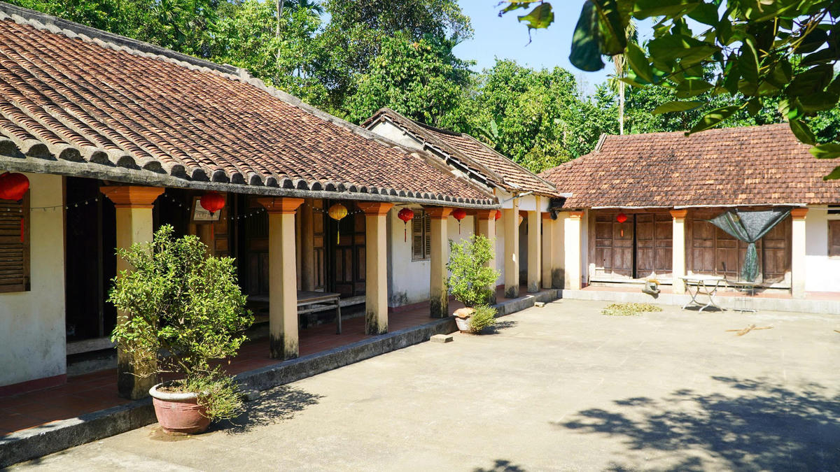 Một góc ngôi nhà cổ Lộc Yên, xã Thạnh Bình. Ảnh: TT.