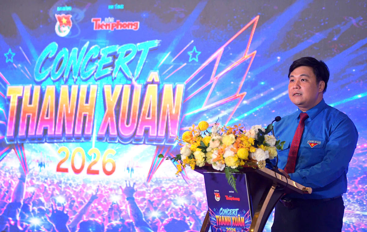 Trưởng Ban Công tác Đoàn và anh Nguyễn Thái An - Phó Trưởng Ban Công tác Đoàn khẳng định ý nghĩa của sự Concert Thanh Xuân đối với tuổi trẻ hôm nay.