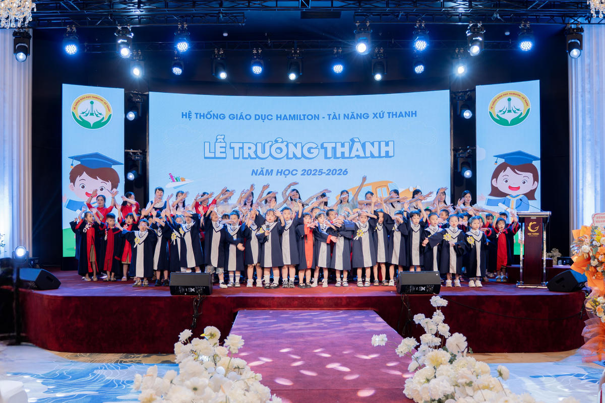 Tiệc bế giảng, lễ trưởng thành