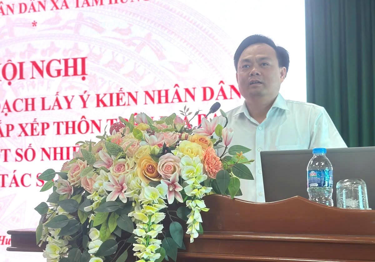 Theo Chủ tịch UBND xã Tam Hưng Bùi Đình Thái toàn bộ quá trình lấy ý kiến được tổ chức công khai, minh bạch thông qua hình thức phát phiếu trực tiếp đến từng hộ gia đình. Ảnh: T.H