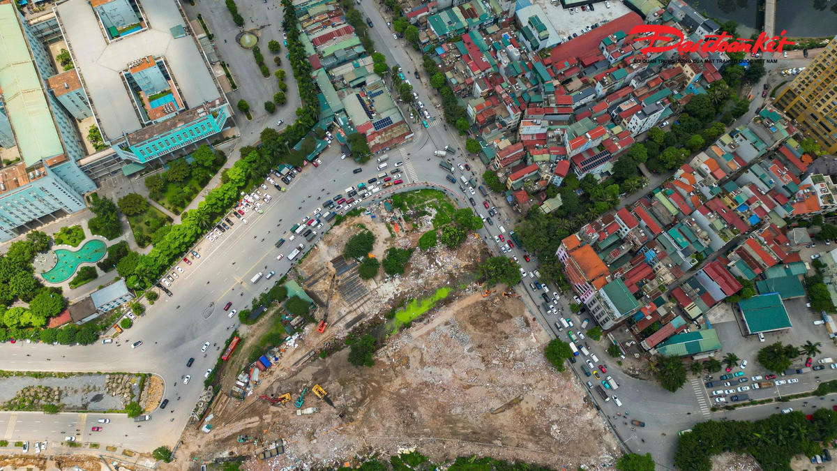 Công trường nút giao Phạm Tu - đường 70 tăng tốc thi công sau khi được bàn giao mặt bằng