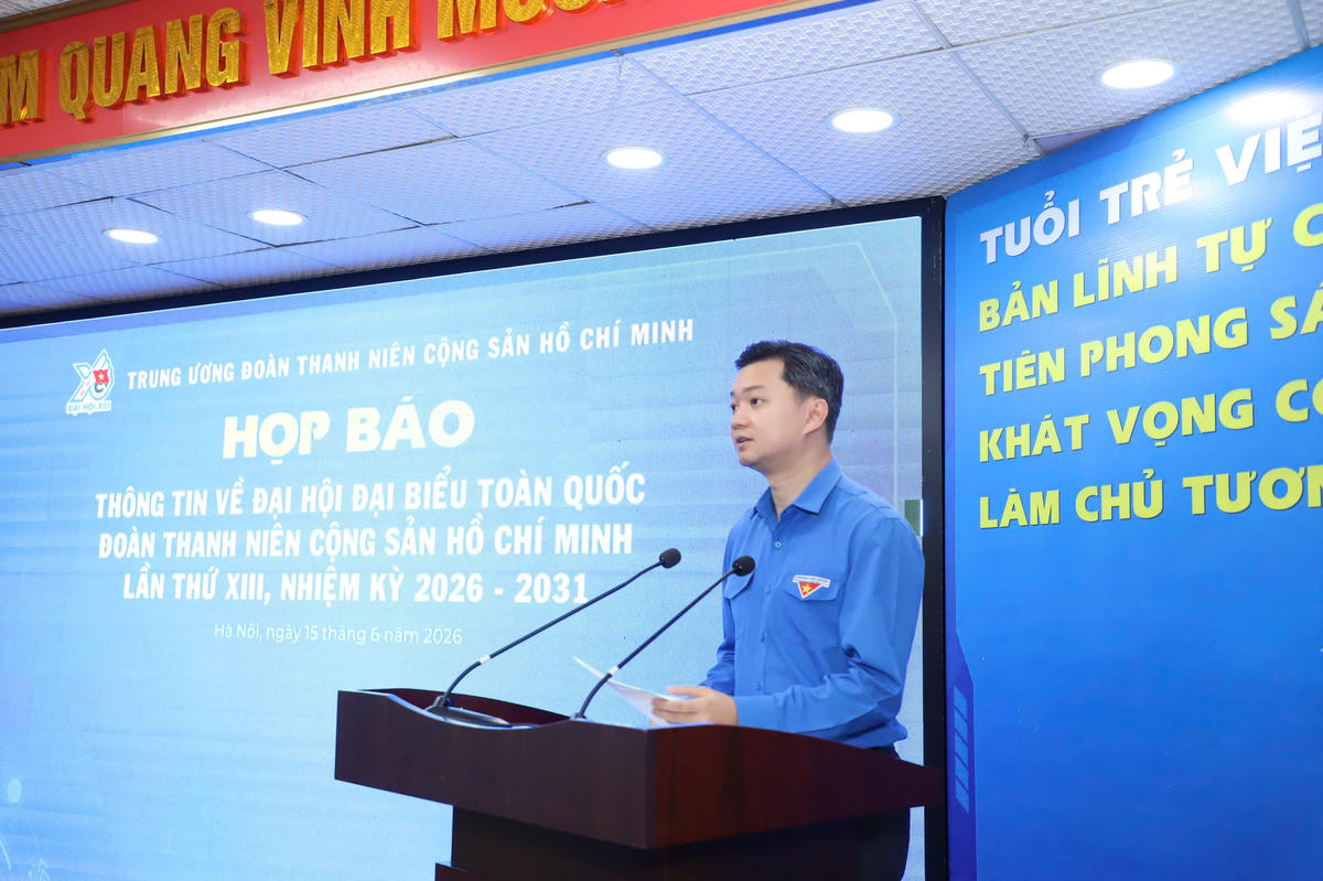 Ông Nguyễn Minh Triết, Uỷ viên dự khuyết Bban chấp hành Trung ương Đảng, Bí thư thường trực BCH Trung ương Đoàn, Chủ tịch Trung ương Hội Sinh viên Việt Nam thông tin về Đại hội. Ảnh: PV