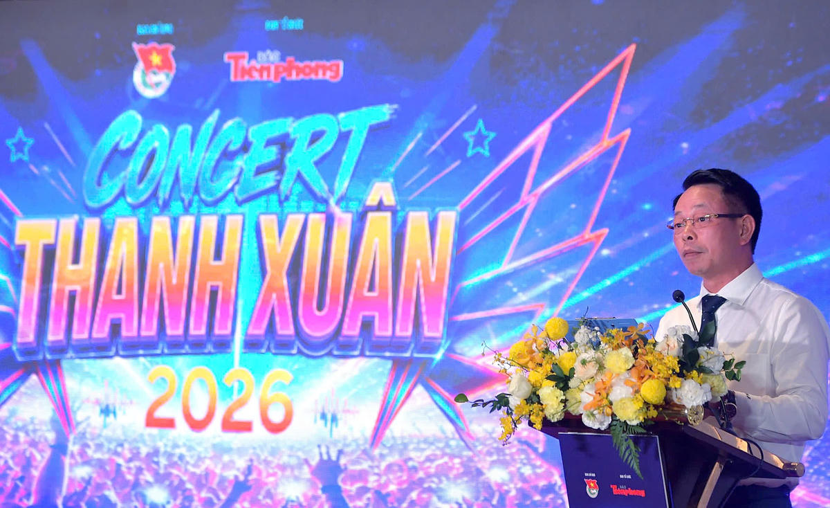 Phát biểu tại họp báo, nhà báo Phùng Công Sưởng, Tổng Biên tập Báo Tiền Phong, Trưởng Ban Tổ chức chia sẻ: “Với Tiền Phong, Concert Thanh Xuân là một dấu mốc mới. Lần đầu tiên tổ chức một concert quy mô lớn, chúng tôi muốn thử một cách kể khác về tuổi trẻ Việt Nam - không chỉ trên mặt báo, mà bằng âm nhạc, hình ảnh và trải nghiệm trực tiếp. Chúng tôi mong rằng khi đến với Concert Thanh Xuân, mỗi khán giả sẽ tìm thấy một phần thanh xuân của mình: một bài hát, một ký ức, một niềm tin, hoặc cảm giác được đứng giữa hàng vạn con người cùng chung một nhịp đập”.