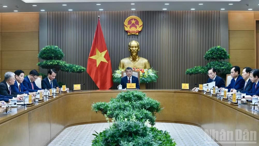 Quang cảnh cuộc điện đàm. (Ảnh: Thanh Giang)
