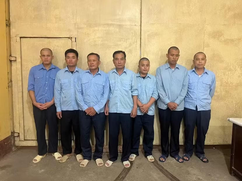 Nhóm đối tượng bị tạm giữ.