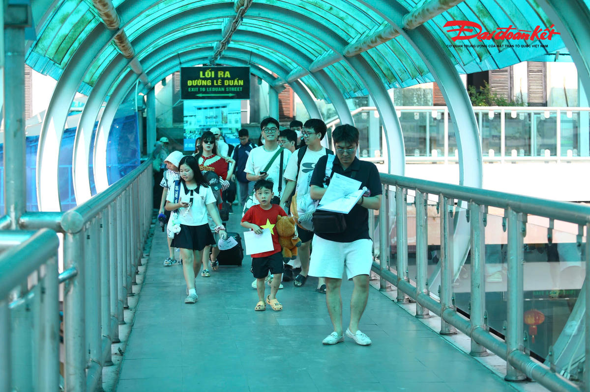 Toàn cảnh tuyến đường sắt ga Hà Nội - Ngọc Hồi trước đề xuất nghiên cứu di dời