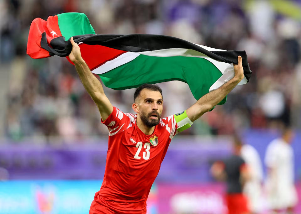 Cầu thủ Ehsan Haddad của Jordan ăn mừng sau một trận đấu. Nguồn: Reuters.