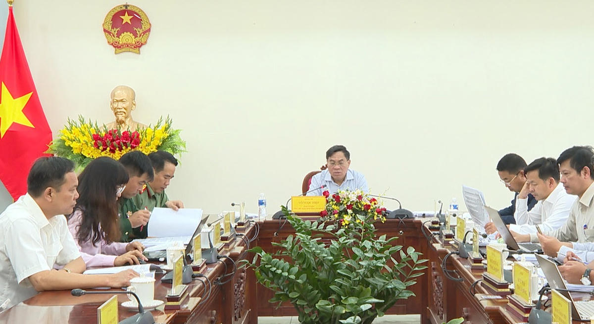 Quang cảnh cuộc họp.