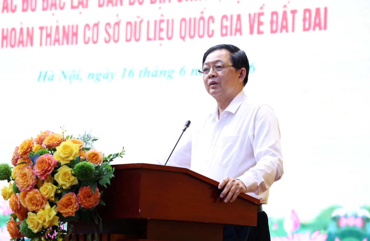 Phó Thủ tướng Hồ Quốc Dũng phát biểu. Ảnh: Gia Huy