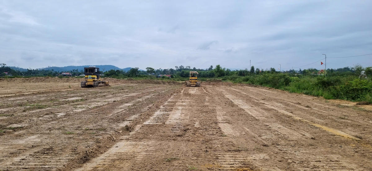 Đẩy nhanh tiến độ giải phóng mặt bằng thi công cao tốc Vinh - Thanh Thủy