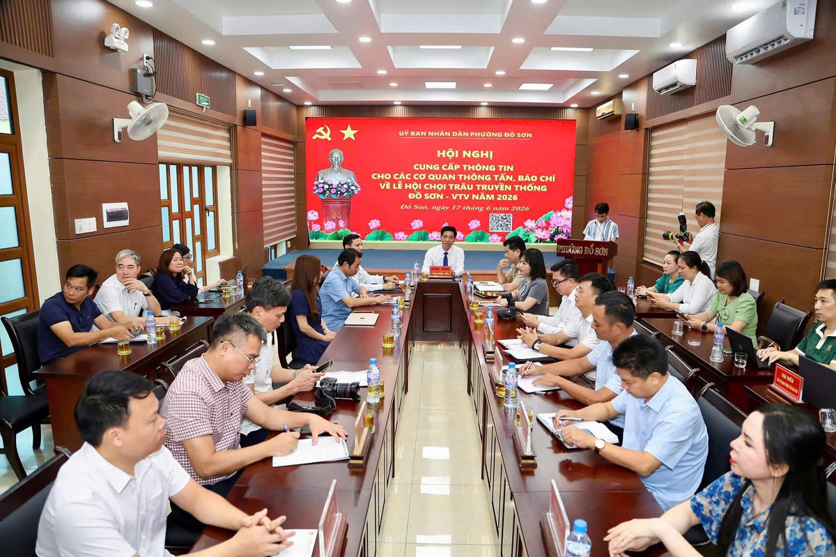 Quang cảnh cuộc họp báo. Ảnh: PT.