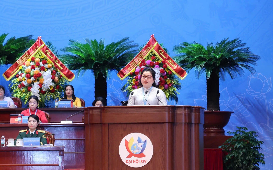 Bà Lê Thị Ngọc Lam, Phó Chủ tịch Ủy ban MTTQ Việt Nam tỉnh, Chủ tịch Hội LHPN tỉnh Gia Lai tại Đại hội đại biểu Phụ nữ toàn quốc lần thứ XIV. Ảnh: PV