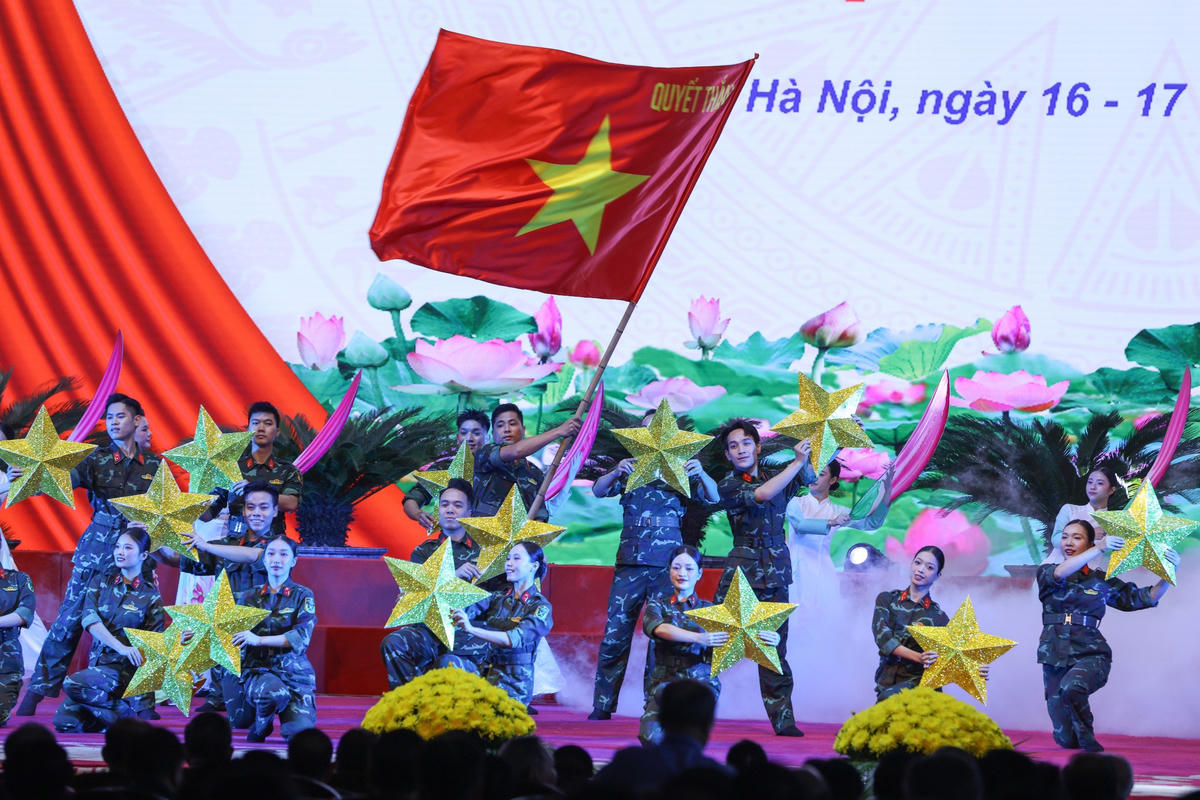 Tiết mục văn nghệ đặc sắc chào mừng Đại hội. Ảnh: Quang Vinh.