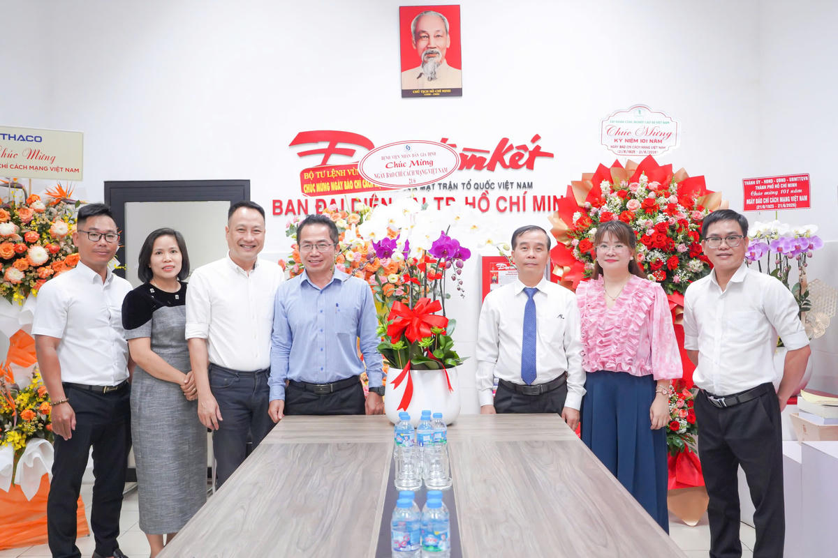 Đoàn đại biểu TP Hồ Chí Minh thăm, chúc mừng Báo Đại đoàn kết nhân ngày Báo chí Cách mạng Việt Nam