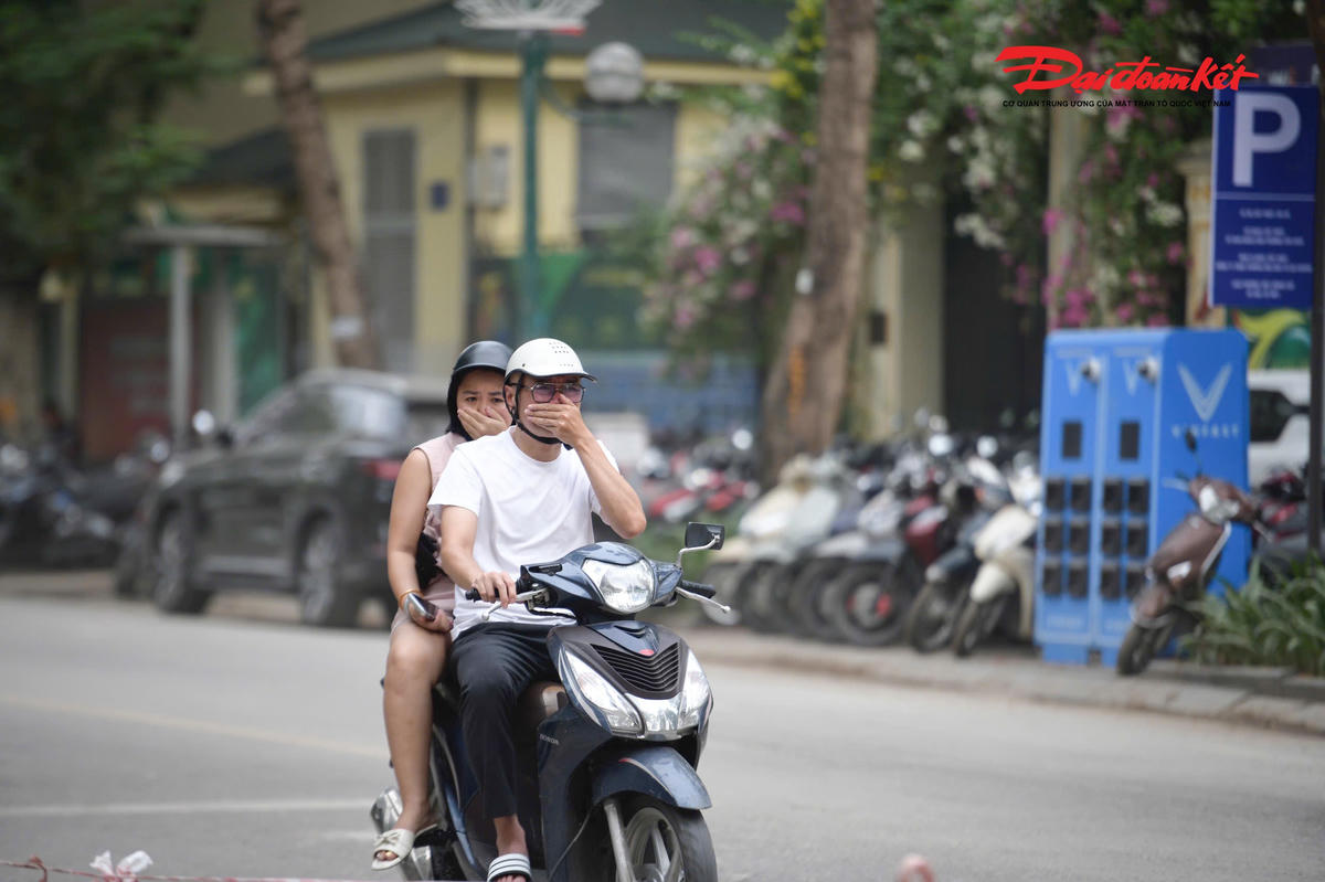 Dự án chống ngập được báo cáo 'hoàn thành', phố Quang Trung vẫn ngổn ngang