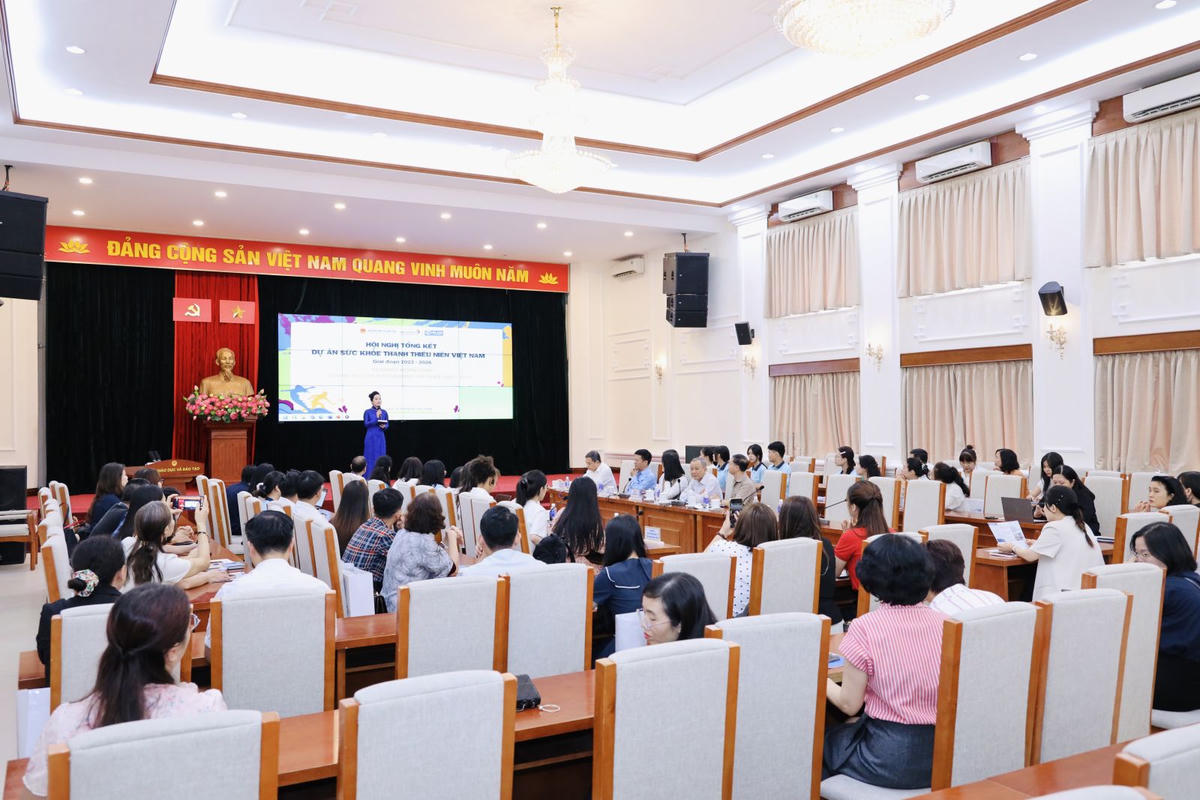 Các đại biểu dự Hội nghị tổng kết Dự án Sức khỏe thanh thiếu niên Việt Nam giai đoạn 2023-2026 (ảnh Bộ GDĐT)