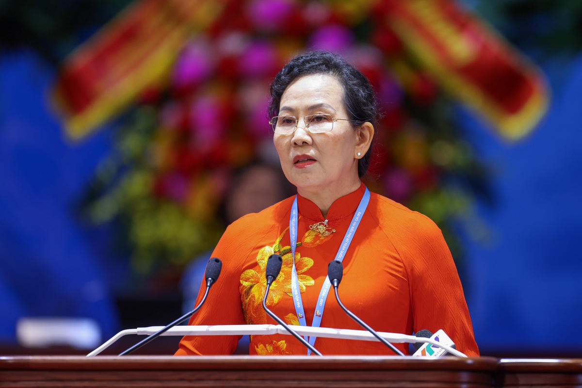 Phát huy nguồn lực quan trọng của phụ nữ trong phát triển đất nước