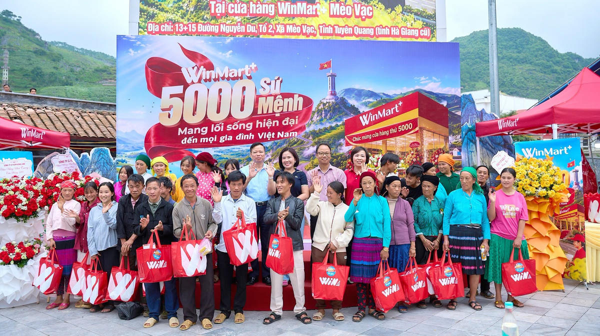 WinMart+ trao tặng 5.000 phần quà thiết yếu cho các hộ gia đình tại các xã Mèo Vạc, Đường Hồng và Yên Cường thuộc tỉnh Tuyên Quang.