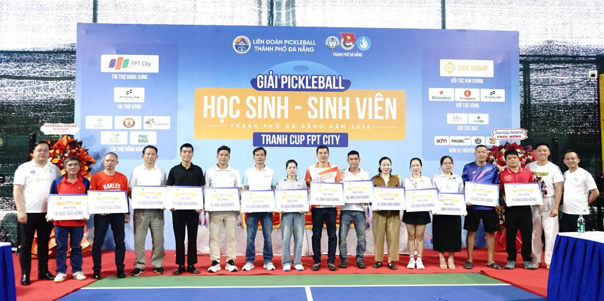 Liên đoàn Pickleball TP Đà Nẵng triển khai đề án đưa Pickleball vào trường học. Ảnh: Nguyễn Tú.