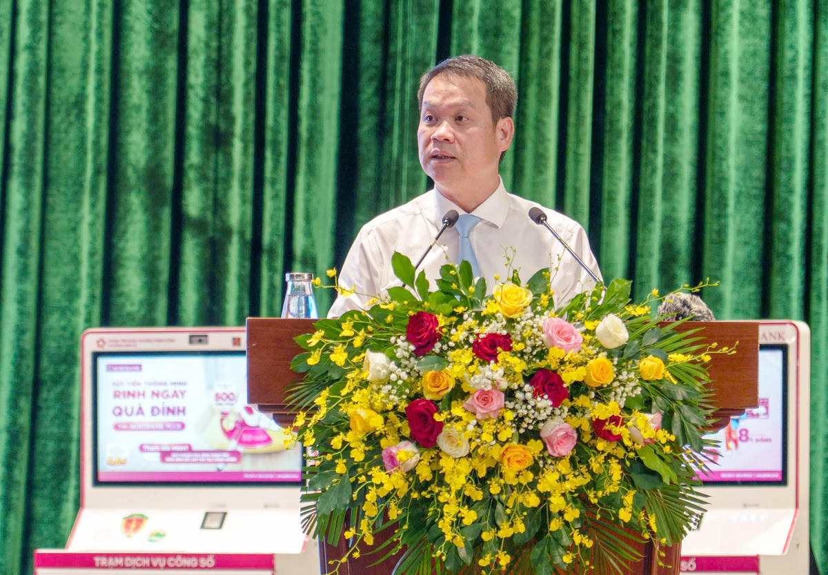 Đồng chí Nguyễn Mạnh Hùng - Phó Bí thư Thành ủy, Chủ tịch UBND thành phố Đà Nẵng phát biểu tại buổi lễ