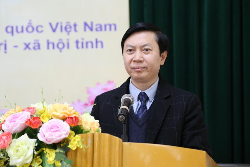Tờ báo của nhà mình