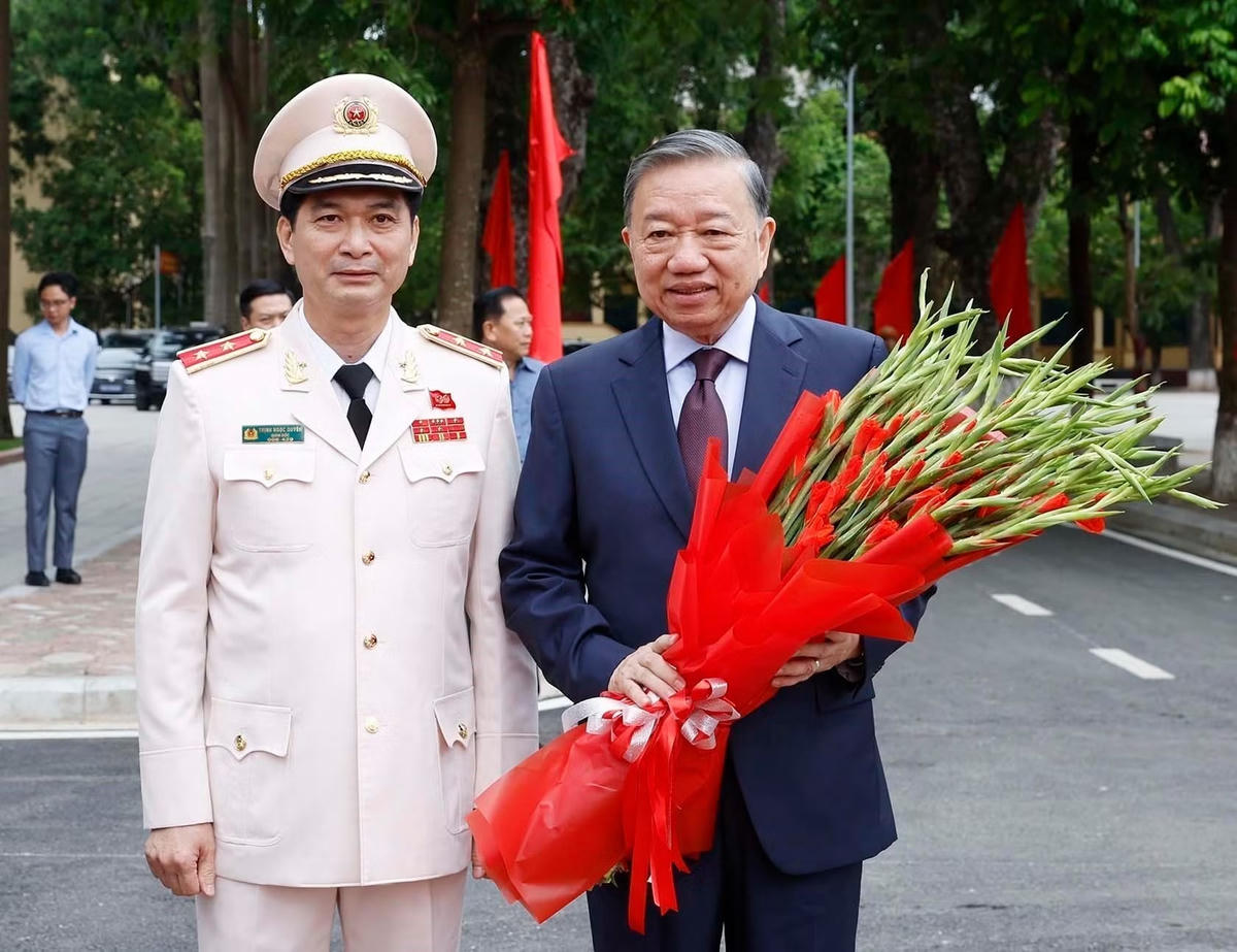 vna-potal-tong-bi-thu-chu-tich-nuoc-du-le-ky-niem-80-nam-ngay-truyen-thong-hoc-vien-an-ninh-nhan-dan-8840768.jpg