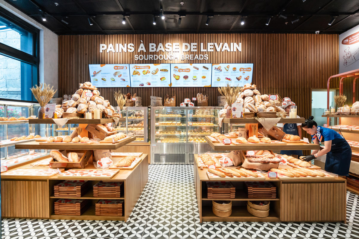 Không cần đi đâu xa, du khách có thể thưởng thức thương hiệu bánh thủ công danh tiếng của Paris ngay trong lòng Làng Pháp, trên đỉnh Bà Nà