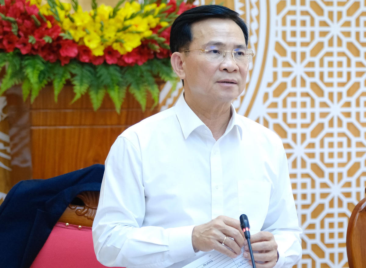 Ông Hồ Văn Mười , Chủ tịch UBND tỉnh Lâm Đồng phát biểu tại buổi làm việc.