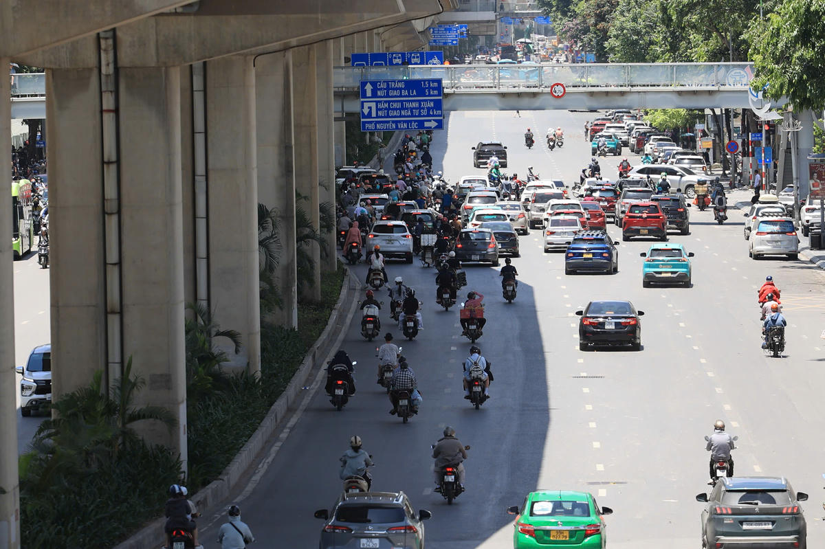 Ngày 23/6, Bắc Bộ và Trung Bộ nắng nóng, Tây Nguyên và Nam Bộ mưa dông