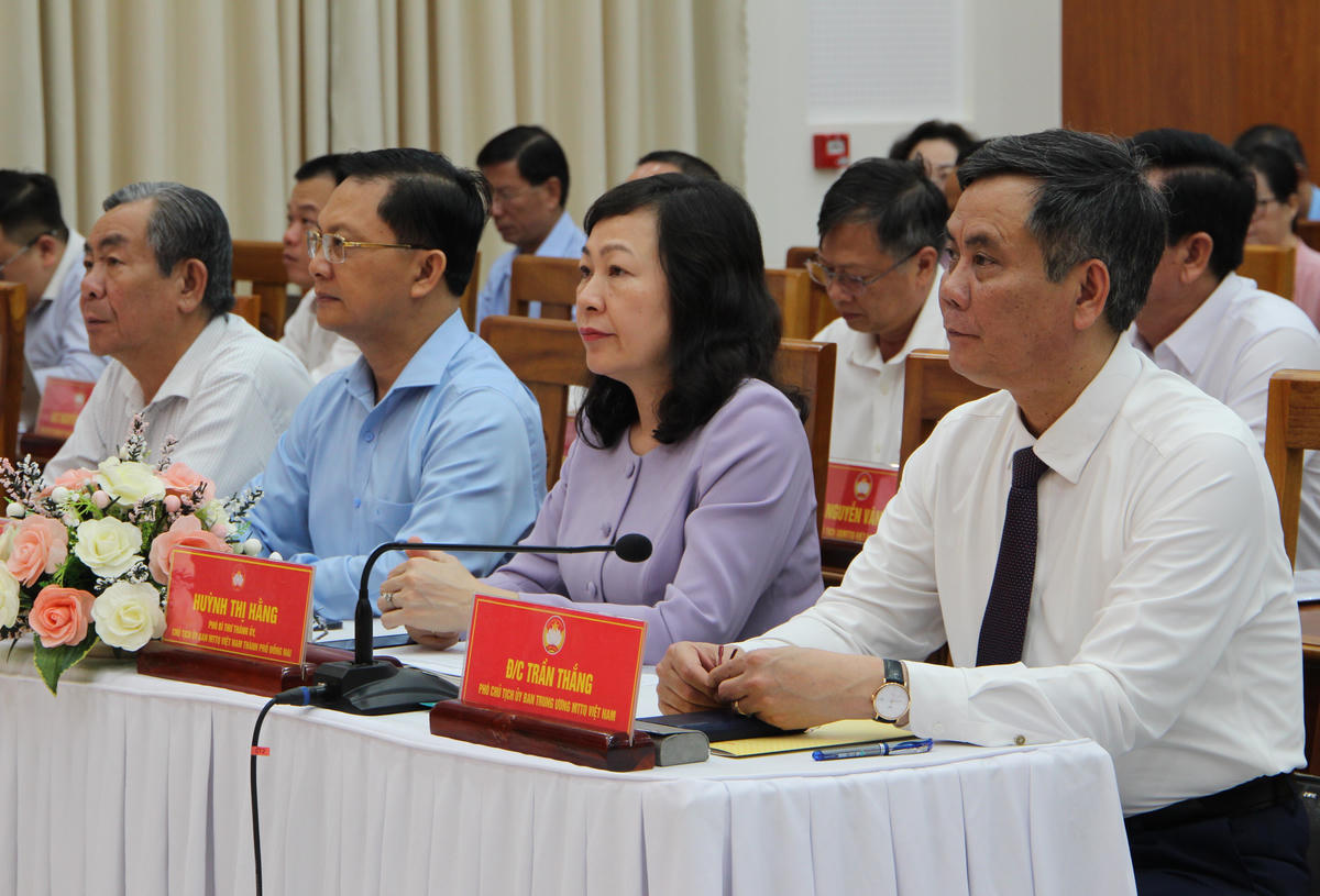 Hiện thực hoá khát vọng đưa đất nước vững bước tiến vào kỷ nguyên mới