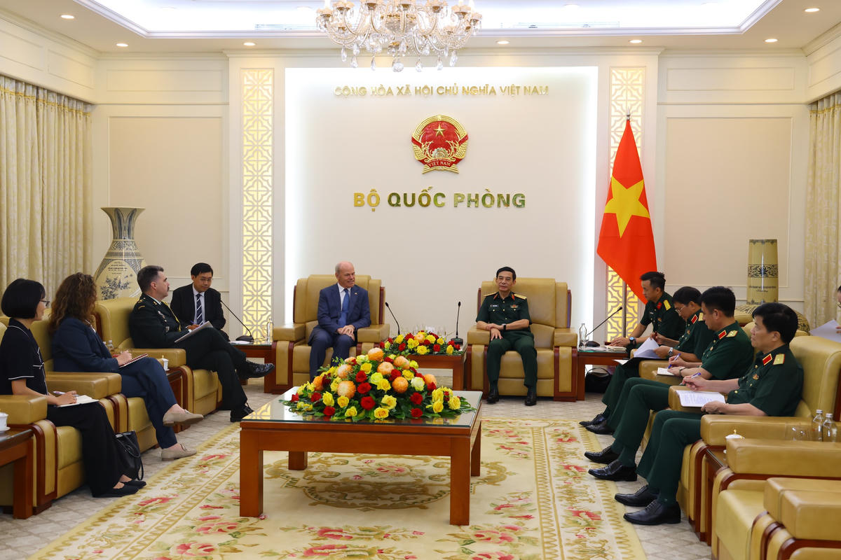 Quang cảnh buổi tiếp. Ảnh: Nguyễn Hoàng