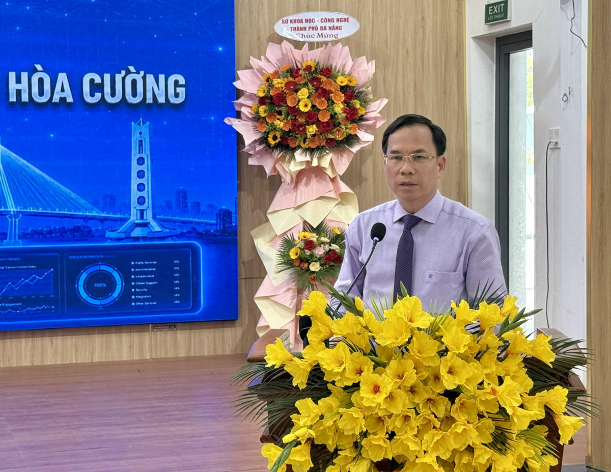 Ông Nguyễn Thanh Hồng, Giám đốc Sở Khoa học và Công nghệ: "Sở sẽ tiếp tục đồng hành hướng dẫn, hỗ trợ về hạ tầng số, dữ liệu số, an toàn thông tin và các giải pháp công nghệ mới, góp phần thực hiện thành công các mục tiêu chuyển đổi số của thành phố". Ảnh: Nguyễn Tú.