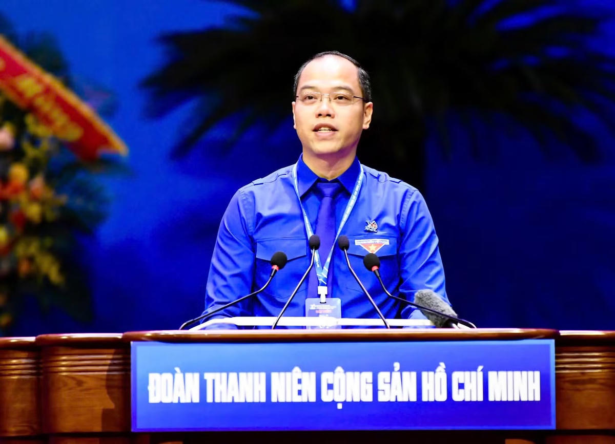 Ông Nguyễn Tiến Hưng, Uỷ viên Ban Thường vụ Trung ương Đoàn, Thành uỷ viên, Bí thư Thành Đoàn Hà Nội phát biểu tại Đại hội. Ảnh: PV