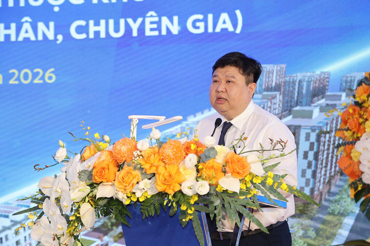 Ông Tường Duy Long, Tổng Giám đốc Công ty CP Đại An, đại diện chủ đầu tư phát biểu tại lễ khởi công. Ảnh: ĐT. 