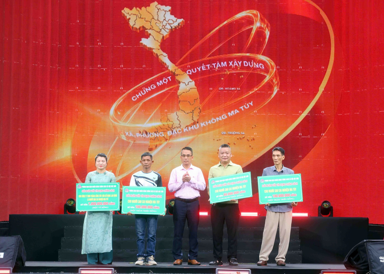 Phó Thủ tướng Phạm Thị Thanh Trà kêu gọi ‘chung một quyết tâm’ xây dựng xã, phường, đặc khu không ma túy- Ảnh 3.