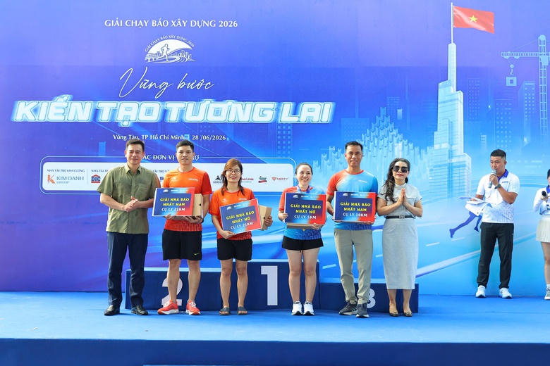 Bế mạc Giải chạy Báo Xây dựng: - Ảnh 9.