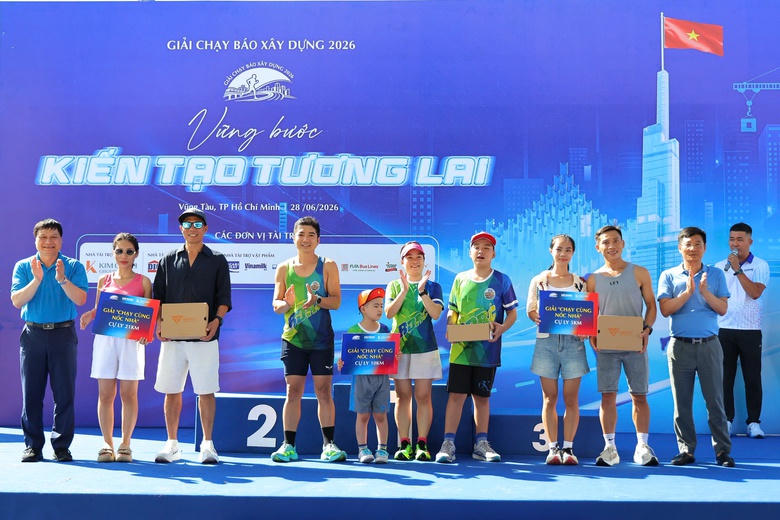 Bế mạc Giải chạy Báo Xây dựng: - Ảnh 12.