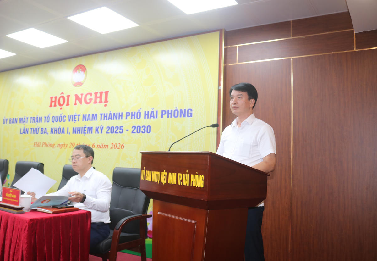  Ông Nguyễn Đức Tuấn, Phó Chủ tịch Thường trực Uỷ ban MTTQ Việt Nam thành phố đã triển khai Nghị quyết Đại hội đại biểu toàn quốc MTTQ Việt Nam lần thứ XI, nhiệm kỳ 2026 -2031. Ảnh: PT. 