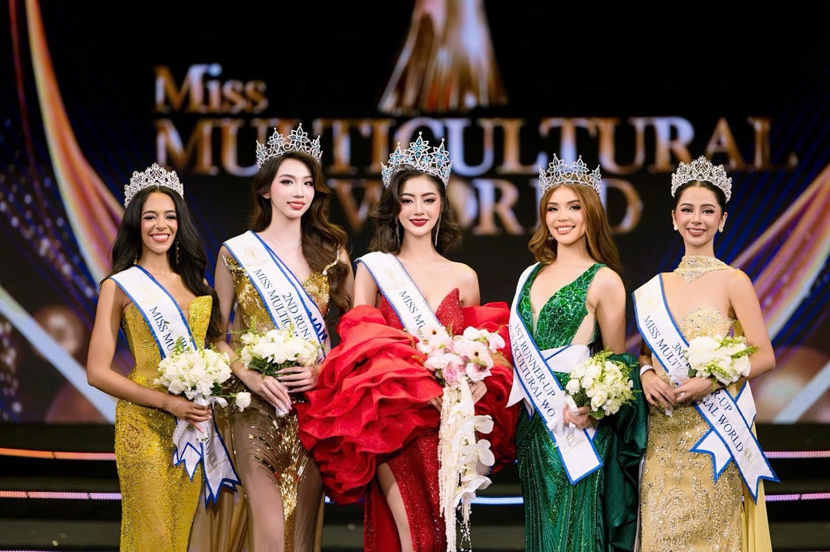 Hoa hậu Soe Myintzu Lwin và các Á hậu của cuộc thi Miss Multicultural World 2026.